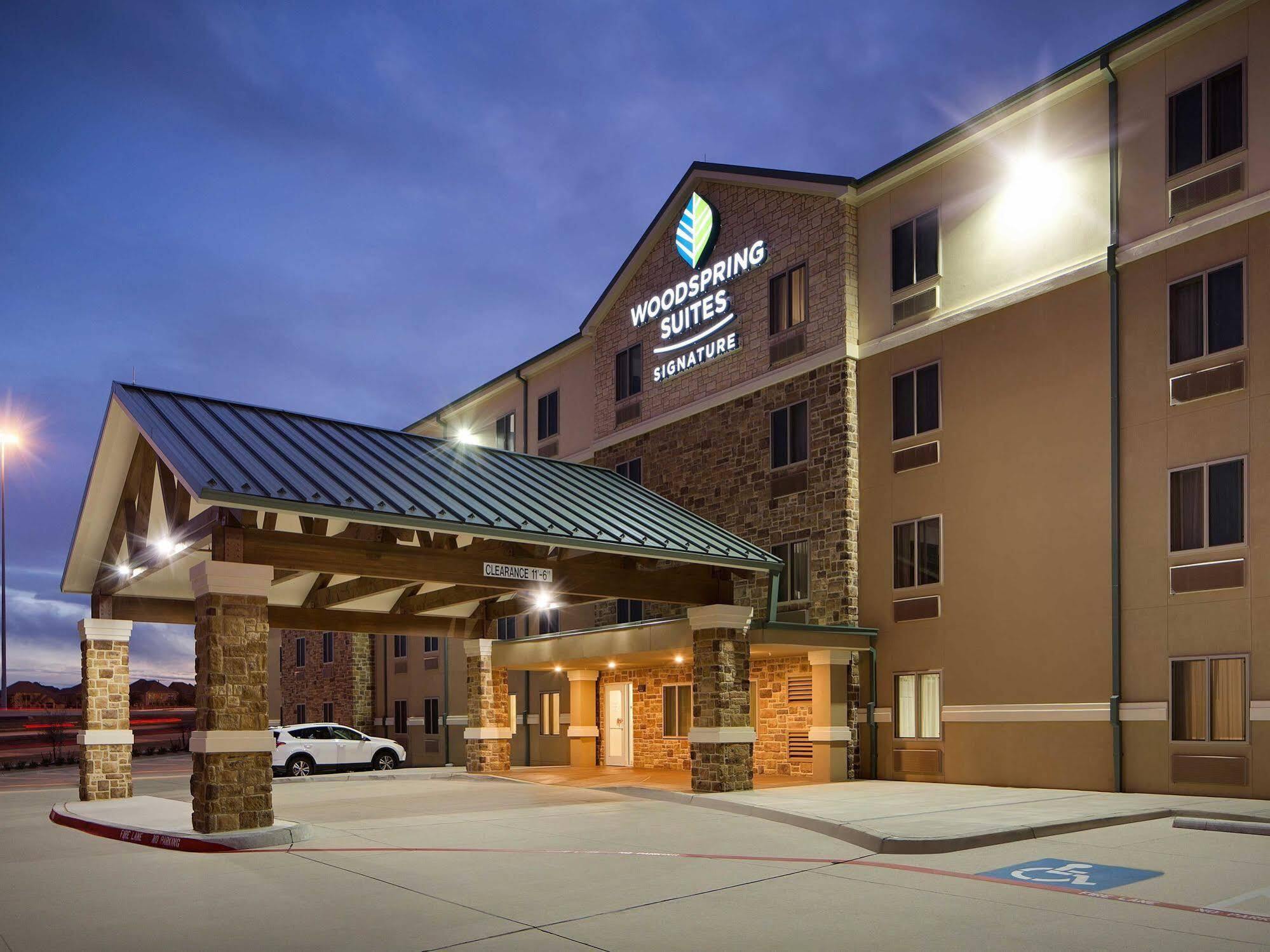 Woodspring Suites Las Colinas - Northwest Dallas Ървинг Екстериор снимка